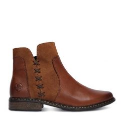 Botki Rieker. Brązowe botki damskie Rieker, bez wzorów, bez obcasa, na płaskiej podeszwie, bez zapięcia. Za 389.99 zł.