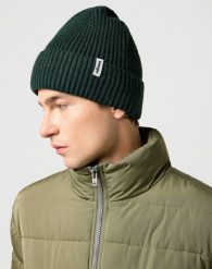 MESKA CZAPKA WRANGLER RIB BEANIE SCARAB 112372397. Czapki męskie Wrangler, bez wzorów. Za 89.99 zł.