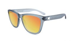Okulary przeciwsłoneczne dla dorosłych - kategoria 3 z polaryzacją - Frosted. Białe okulary przeciwsłoneczne damskie KNOCKAROUND, prostokątne. Za 149.60 zł.