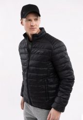 Lekka, pikowana kurtka J-ELZO. Czarne kurtki męskie Volcano, m, bez wzorów, z dzianiny, sportowe, bez kaptura. Za 299.99 zł.