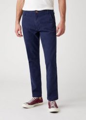 WRANGLER SPODNIE MĘSKIE CASEY CHINO LAKEPORT BLUE W1C050B08 112324479. Niebieskie eleganckie spodnie męskie Wrangler, bez wzorów, z materiału. Za 199.99 zł.
