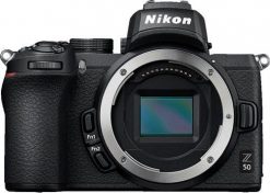 Aparat Nikon Z50 (VOA050AE). Aparaty bezlusterkowce NIKON. Za 3,298.00 zł.