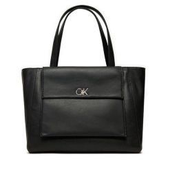 Torebka Calvin Klein. Czarne shopperki damskie Calvin Klein, bez wzorów, bez dodatków. Za 399.99 zł.