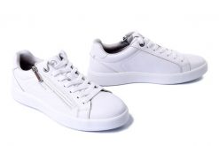 TAMARIS 1-23709-44 100 white, półbuty damskie. Białe półbuty damskie Tamaris, bez wzorów, bez obcasa, bez zapięcia. Za 339.90 zł.