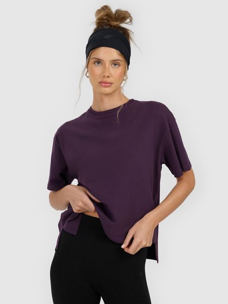 4F T-shirt loose gładki damski - fioletowy S. Fioletowe t-shirty damskie 4F, s, bez wzorów, z dzianiny, bez kołnierzyka, bez ramiączek. Za 59.99 zł.