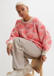 Sweter boxy. Czerwone swetry nierozpinane damskie bonprix, bez wzorów, z żakardem, bez kołnierzyka, bez ramiączek. Za 119.99 zł.