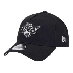 Czapka Z Daszkiem 9Forty Los Angeles Kings. Czarne czapki damskie New Era, bez wzorów, sportowe. Za 163.99 zł.