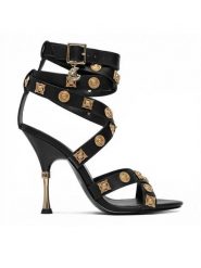 Just Cavalli Sandały 80RA3S40 ZSE55 Czarny. Czarne sandały damskie Just Cavalli, bez wzorów, ze skóry, bez obcasa, na szpilce, bez zapięcia. Za 1,119.00 zł.