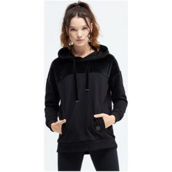 Feewear Bluza Z Kapturem Losti , czarny, rozmiar M. Czarne bluzy damskie Feewear, m, bez wzorów, z bawełny, bez ramiączek, z kapturem. W wyprzedaży za 103.99 zł.