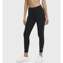 Legginsy Sportowe Damskie Nike Sportswear Essential Tight Fit Mid Rise. Czarne legginsy damskie Nike, bez wzorów, na fitness i siłownię. Za 132.00 zł.