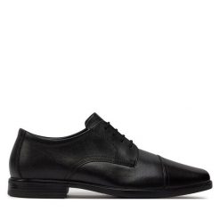 Półbuty Clarks. Czarne buty wizytowe męskie Clarks, bez wzorów, bez obcasa, bez zapięcia. Za 279.99 zł.