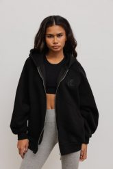 Bluza typu oversize z HAFTEM, w kolorze TOTALLY BLACK- DALLAS-UNI. Czarne bluzy damskie Marsala, m, bez wzorów, z bawełny, sportowe, bez ramiączek, z kapturem. Za 349.90 zł.