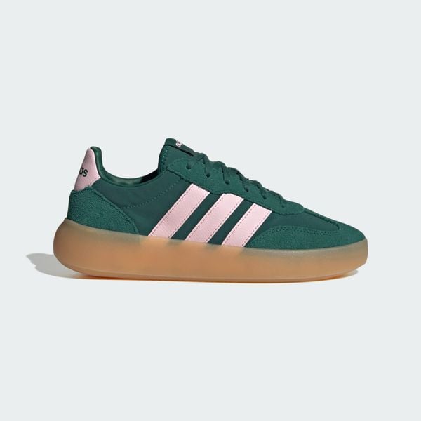 Buty Barreda Decode. Brązowe obuwie trekkingowe damskie Adidas, z gumy, bez zapięcia. Za 369.00 zł.
