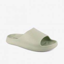 Klapki damskie Coqui. Zielone klapki damskie Coqui, bez wzorów, sportowe, bez obcasa, bez zapięcia. Za 132.99 zł.