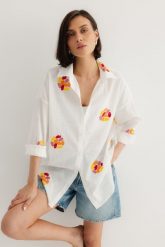 KOSZULA TRINI BIAŁA One size - Flawless. Białe koszule damskie Flawless, s, z aplikacjami, z bawełny. Za 386.00 zł.