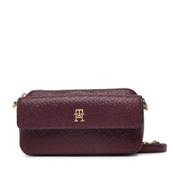 Torebka Tommy Hilfiger. Czerwone listonoszki damskie Tommy Hilfiger, bez wzorów, bez dodatków. Za 529.99 zł.