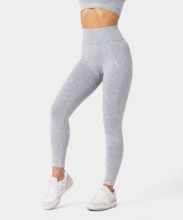 Legginsy Bezszwowe sportowe dla kobiet Carpatree Yasmine z wysokim stanem. Niebieskie legginsy sportowe damskie Carpatree, s, bez wzorów, z materiału, z podwyższonym stanem, na fitness i siłownię. Za 171.99 zł.