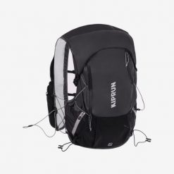 Plecak do biegania w terenie unisex Kiprun 900 20+5 litrów z bukłakiem 2 l. Czarne plecaki męskie KIPRUN, bez wzorów, sportowe. Za 499.99 zł.