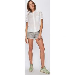 Levi's - Koszula. Białe koszule damskie Levi's®, l, bez wzorów, z bawełny, casualowe, bez kołnierzyka, bez ramiączek. W wyprzedaży za 199.90 zł.