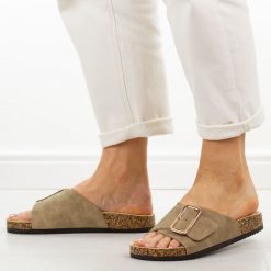 Khaki klapki damskie Potocki 17309. Brązowe klapki damskie POTOCKI, na lato, bez wzorów, z jeansu, casualowe, bez obcasa, na płaskiej podeszwie, bez zapięcia. Za 99.00 zł.