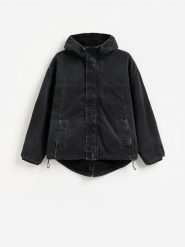 Jeansowa kurtka z ociepleniem - czarny. Czarne kurtki męskie Reserved, l, bez wzorów, z denimu, bez kaptura. Za 259.99 zł.