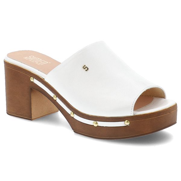 Białe Klapki Simen Stylowe Obuwie Damskie W Stylu Boho. Białe klapki damskie Simen, na lato, bez wzorów, ze skóry, boho, bez obcasa, na obcasie, bez zapięcia. Za 339.00 zł.
