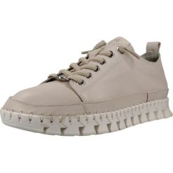 Buty CARMELA 163105C Beżowy. Brązowe obuwie trekkingowe damskie Carmela, ze skóry, bez zapięcia. Za 480.05 zł.