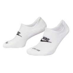 Skarpety Unisex Dla Dorosłych Everyday Plus Z Amortyzacją (zestaw 3 Sztuk). Białe skarpetki damskie Nike, bez wzorów. Za 125.99 zł.