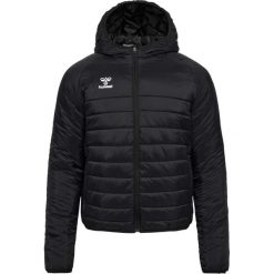 Kurtka z kapturem ocieplana Hummel GO Quilted Hood Jacket. Czarne kurtki męskie Hummel, m, bez wzorów, casualowe, z kapturem. W wyprzedaży za 314.00 zł.
