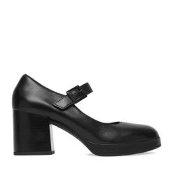 Czółenka Lasocki. Czarne czółenka damskie Lasocki, bez wzorów, bez obcasa, bez zapięcia. Za 239.99 zł.