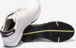 TRW TBS Buty Jazzrun Extra Blanc C7I97-39. Obuwie sportowe damskie TRW, bez wzorów, bez zapięcia. Za 452.34 zł.