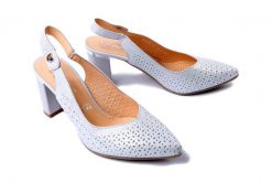 BIOECO BY ARKA 4150 2475 1661 biały, czółenka damskie. Szare czółenka damskie Bioeco by Arka, na lato, bez wzorów, eleganckie, bez obcasa, bez zapięcia. Za 272.93 zł.