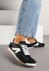 Czarne Sneakersy Klasyczne Tenisówki Zdobione Przeszyciami Bortewi. Czarne trampki i tenisówki damskie Renee, z aplikacjami, z jeansu, bez zapięcia. Za 74.99 zł.