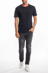Takeshy Kurosawa Jeansy "Slim Fit" | 83449 | Slim Fit | Mężczyzna | Czarny. Czarne jeansy męskie Takeshy Kurosawa, z bawełny, klasyczne. W wyprzedaży za 599.00 zł.