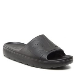 Klapki G-Star Raw. Czarne klapki damskie G-Star Raw, bez wzorów, retro, bez obcasa, bez zapięcia. Za 229.99 zł.