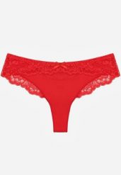 Czerwone Majtki Stringi Ozdobione Koronką Phisoris. Czerwone majtki damskie Renee, z koronki. Za 12.99 zł.