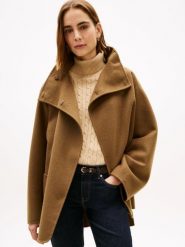 Tommy Hilfiger Krótki wełniany płaszcz Kobiety Wełna brązowy, S/M. Brązowe płaszcze damskie Tommy Hilfiger, m, bez wzorów, z wełny, bez kołnierzyka, bez kaptura. Za 849.95 zł.