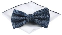 Mucha Męska z Poszetką (Zestaw) - Chattier - Orientalny Wzór, Granatowa. Niebieskie krawaty i muchy Chattier, bez wzorów, eleganckie. Za 59.00 zł.