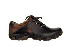 Półbuty Bayla-081 941 Juma Czarna II Denger 081119, Czarny, Skóra naturalna - 43. Czarne buty sportowe męskie Bayla, bez wzorów, z materiału, bez zapięcia. W wyprzedaży za 179.10 zł.