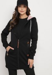 Czarna Bluza z Kapturem o Długim Fasonie z Ozdobną Taśmą Sintoria. Czarne bluzy damskie Born2be, m, bez wzorów, z jeansu, wizytowe, bez ramiączek, z kapturem. Za 54.99 zł.