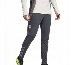 Spodnie adidas Real Madryt Training Panty IT5096. Bokserki męskie Adidas, bez wzorów. Za 208.12 zł.