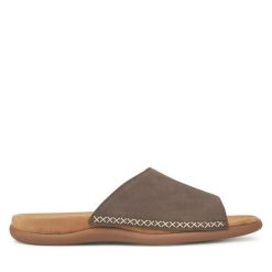 Klapki Gabor. Brązowe klapki damskie Gabor, bez wzorów, bez obcasa, bez zapięcia. Za 339.99 zł.