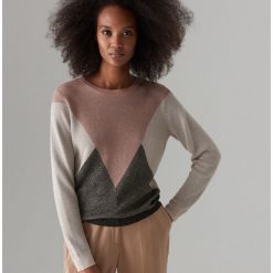 Sweter z efektem brokatu - Beżowy. Brązowe swetry nierozpinane damskie Mohito, l, bez wzorów, bez kołnierzyka, bez ramiączek. Za 99.99 zł.