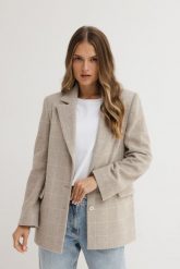 WEŁNIANA MARYNARKA MATYLDA KRATA BEŻOWA M - Flawless. Brązowe marynarki i żakiety damskie Flawless, bez wzorów, z wełny, biznesowe, bez kołnierzyka, bez ramiączek. Za 1,167.00 zł.