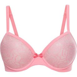 Sweter dzianinowy z zamkami bonprix beżowo-szary. Szare biustonosze bonprix, z aplikacjami, z dzianiny, bez kołnierzyka, bez ramiączek. Za 109.99 zł.