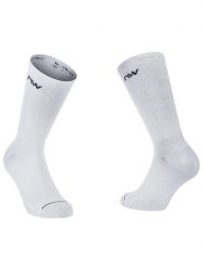Skarpety rowerowe NORTHWAVE Extreme Pro Sock białe. Białe skarpety męskie Northwave, bez wzorów. Za 69.00 zł.