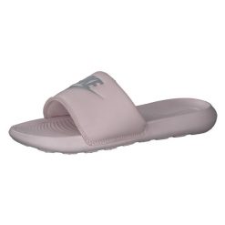 Sandały Kobieta Nike Victori One róża. Czerwone sandały damskie Nike, bez wzorów, z materiału, bez obcasa, bez zapięcia. Za 229.00 zł.