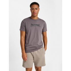 Koszulka Hummel Pulse Graphic. Brązowe koszulki sportowe męskie Hummel, bez wzorów, bez ramiączek, na fitness i siłownię. Za 170.50 zł.