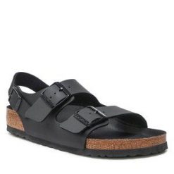 Sandały Birkenstock. Czarne sandały męskie Birkenstock, bez wzorów, bez zapięcia. Za 339.99 zł.