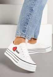 Białe Trampki na Platformie z Ozdobnym Napisem i Aplikacją Efena. Białe trampki i tenisówki damskie Born2be, z aplikacjami, z jeansu, bez zapięcia. Za 84.99 zł.